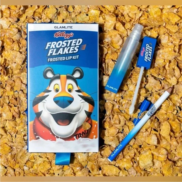 Glamlite Frosted Flakes Lip Kit - Picture 3 of 3